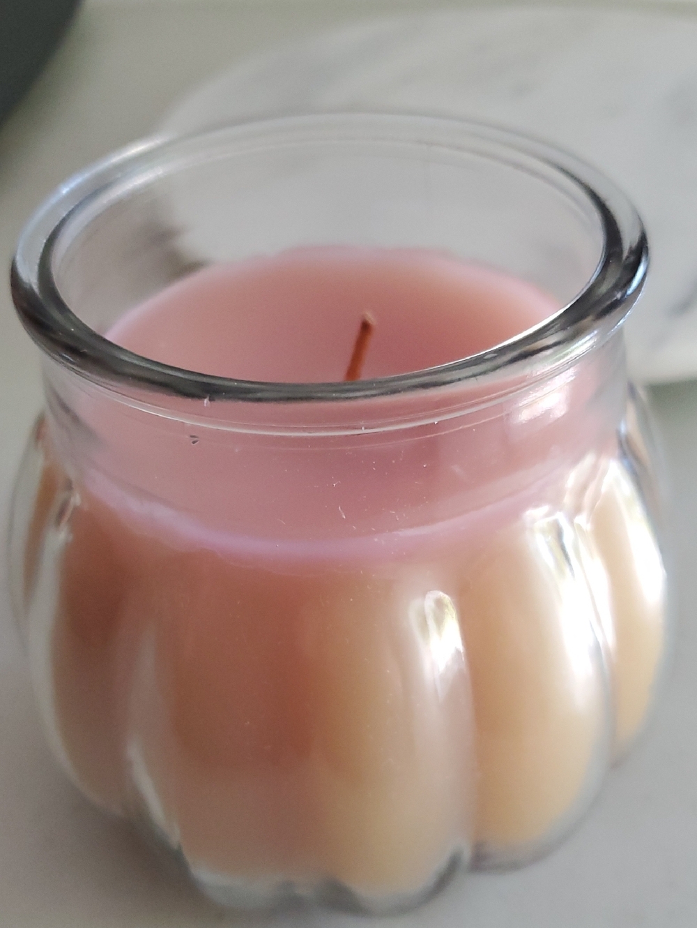 Raspberry Lemonade Candle 17 oz Burn time 88 hours Celebrating Home NEW retired